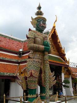 Statue at Wat Po